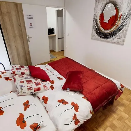 Appartement De Luxe Duplex Kozmetika Kahne Ljubljana