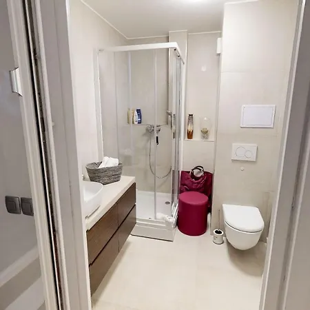 Appartement De Luxe Duplex Kozmetika Kahne Ljubljana